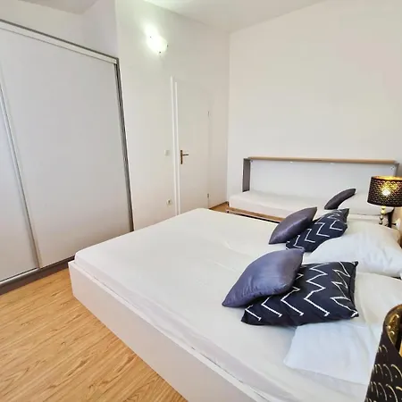 Gavran Apartment