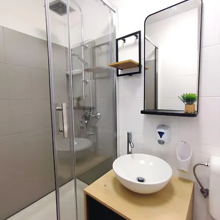 Gavran * באסקה וודה